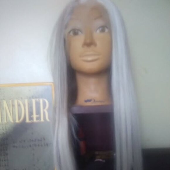 lace front wig - Picture 3 of 4